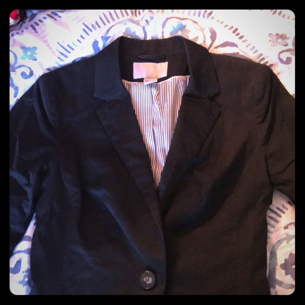 Modern blazer with strip detail
